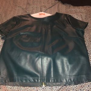 Faux leather Green top exposed zipper detail!